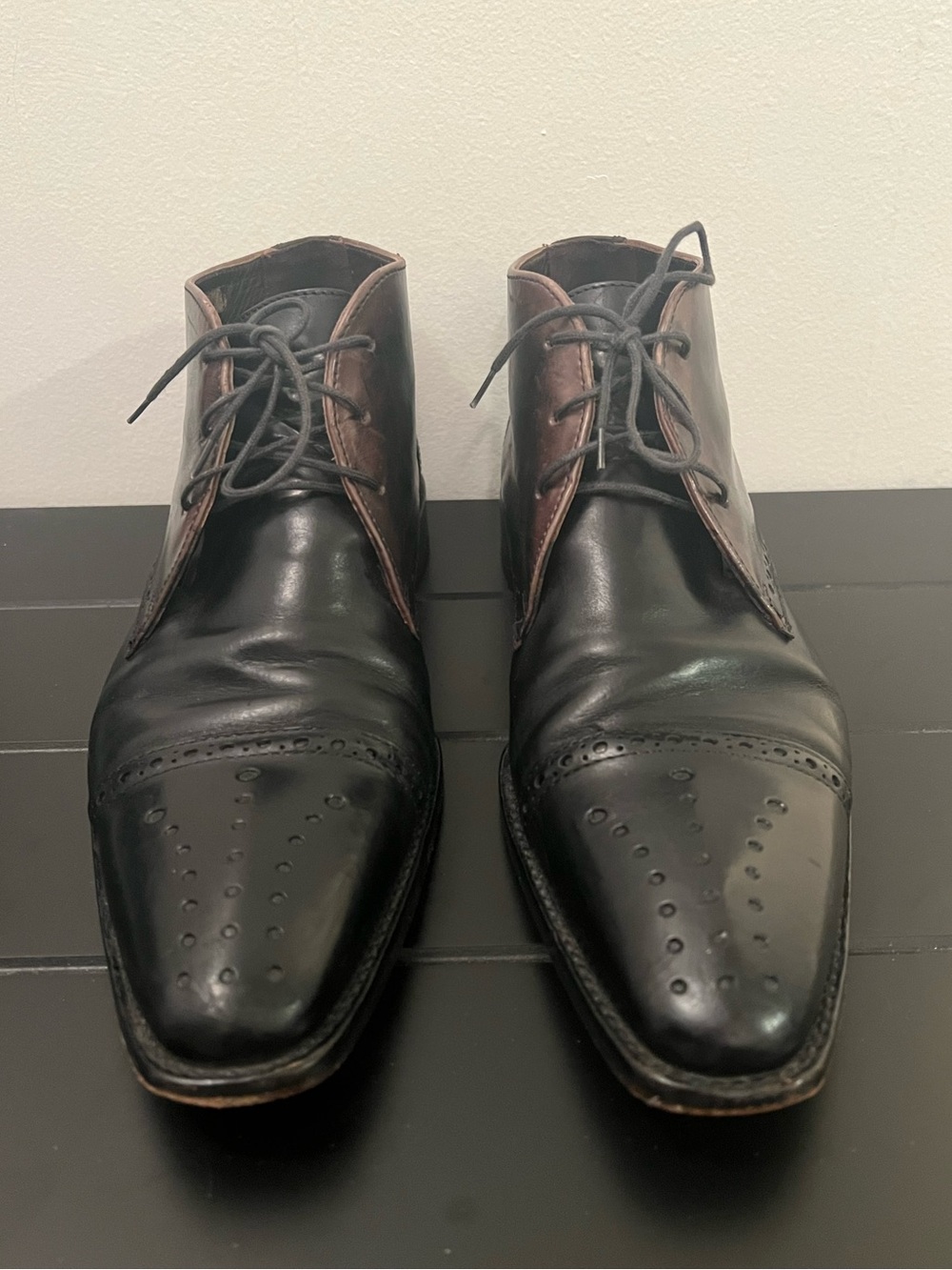 Paltos by Lloyd Germany Mens Wingtip Vintage Style Boots. Black/Brown Shaded.